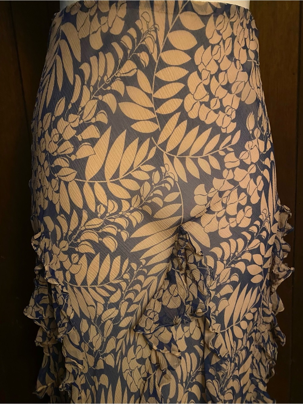 Vintage Lauren by Ralph Lauren Silk Floral Ruffle Maxi Skirt in Beige and Blue M - Picture 3 of 4